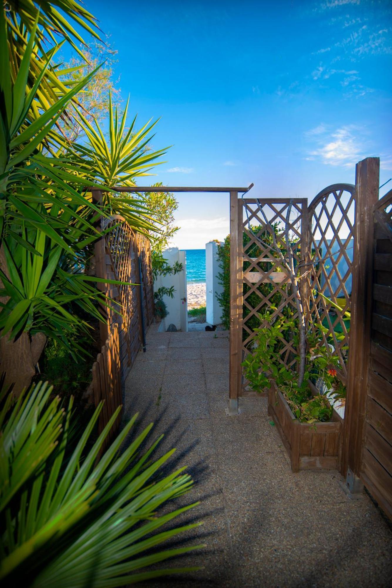Villa By The Beach Sant'Andrea  Exteriér fotografie